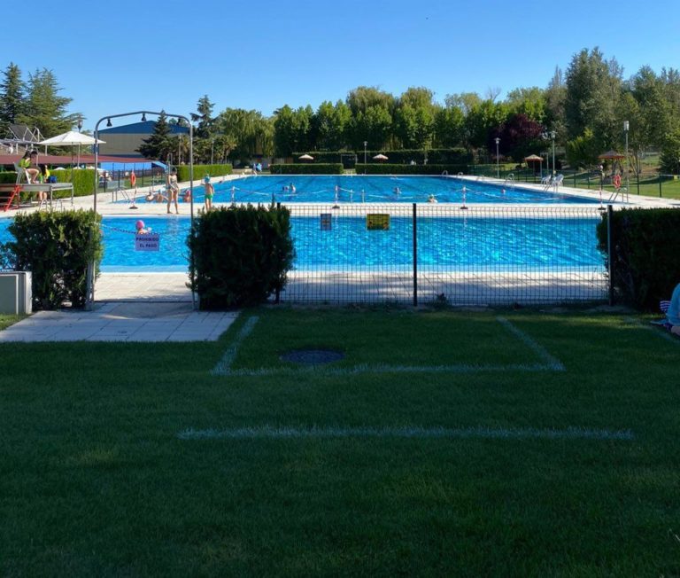 Vuelven los cursos de natación y el aquagym a la programación veraniega de Medina del Campo