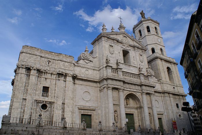 La catedral de Valladolid acoger? el sábado una misa funeral por las víctimas del covid-19