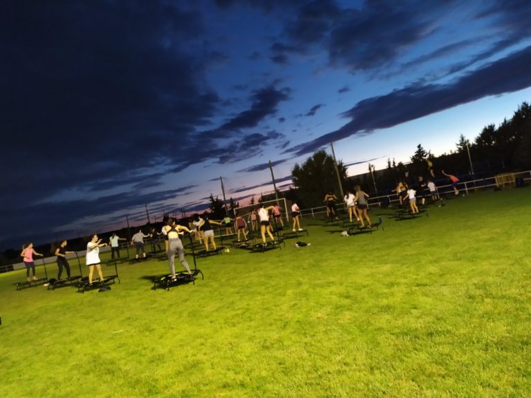 Más de 60 personas disfrutaron en Rueda de la masterclass de Latin Jump Fitness