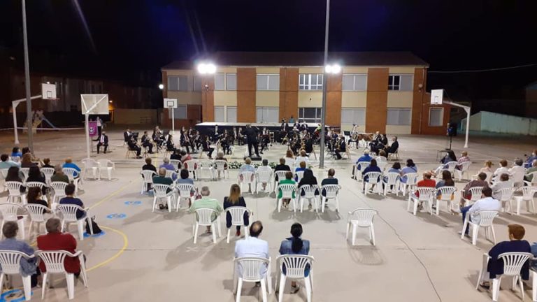 ?xito rotundo del primer concierto de la Banda de Másica de Tordesillas