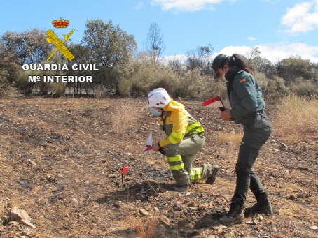 Dos investigados como supuestos autores de un delito de incendio forestal en el t?rmino local de Lober, en Gallegos del R