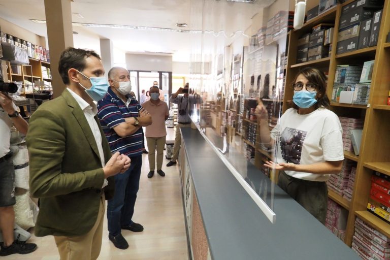 El presidente de la Diputación de Valladolid visita Íscar y Pedrajas tras el confinamiento