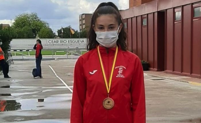 Celia Plaza consigue el bronce en el campeonato regional de atletismo