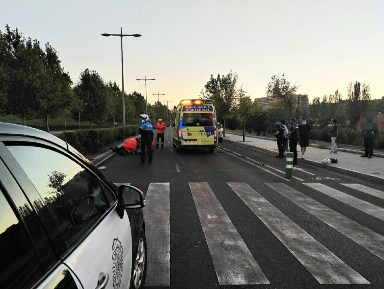 Fallece una mujer tras ser atropellada por una motocicleta en Valladolid