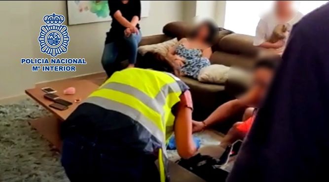 Liberadas en Valladolid 13 víctimas de explotación sexual que se encontraban viviendo hacinadas en un cuarto de calderas