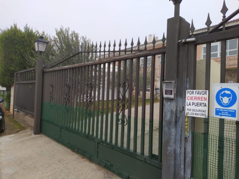 La Residencia de Medina II afronta 26 positivos entre trabajadores y residentes