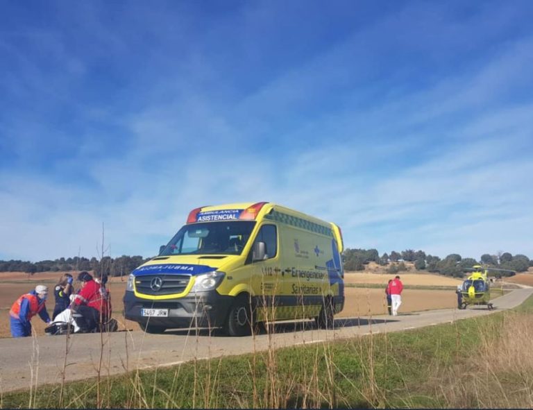 Un fallecido tras chocar un camión con un turismo en Villarrabé (Palencia)