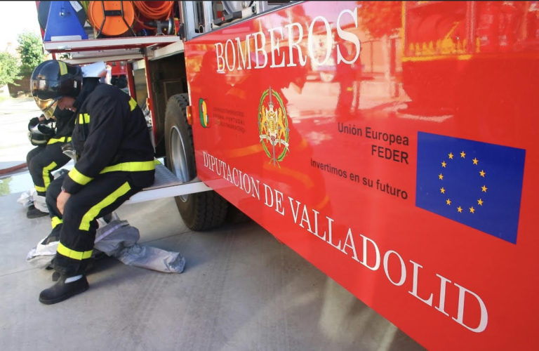 Atendidas tres personas heridas en un accidente de tráfico en la carretera VP-5501 en Wamba (Valladolid)