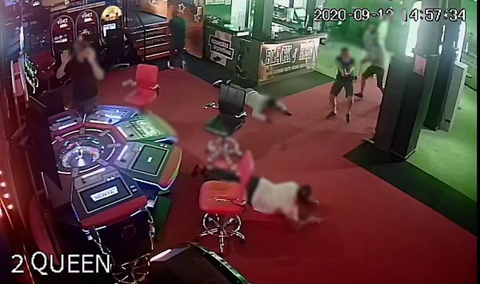 Detenidas in fraganti cuatro personas armadas mientras intentaban atracar un mini casino