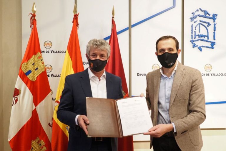 Conrado Íscar y Sarbelio Fernández firman el Protocolo de Colaboraci?n para el Parque Provincial de Bomberos que dar? servicio a los 36 municipios del alfoz.