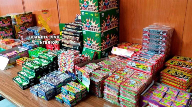 La Guardia Civil interviene casi un millar de cajas de artefactos pirotécnicos en la localidad de Toro