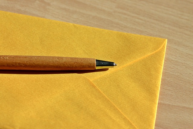 En marcha el proyecto «Escribe una carta a Delibes» para fomentar la escritura manual