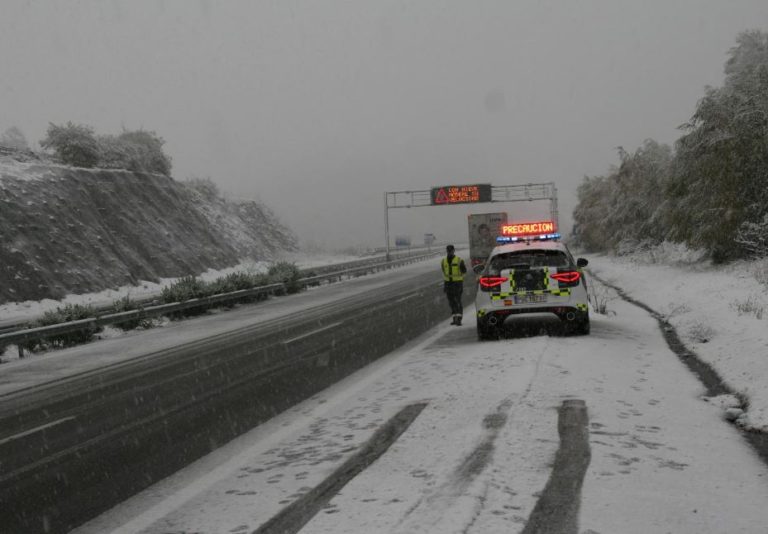 El Gobierno de España moviliza más de 108 personas en el dispositivo de vialidad invernal para las carreteras del Estado en Valladolid