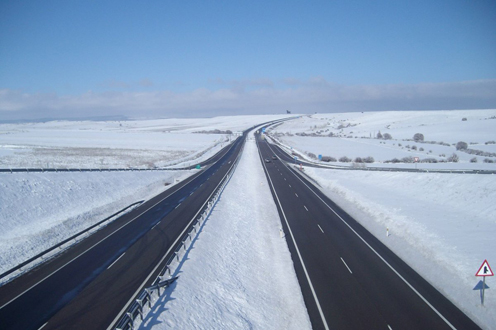 Las carreteras de la provincia se preparan para las g?lidas temperaturas y posibles nevadas de este fin de semana