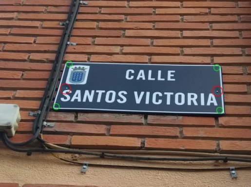Gana Medina solicita la rectificación de las nuevas placas de la calle Santos Vitoria