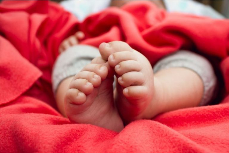 Sanidad incorporará más enfermedades al Programa de Cribado Neonatal del SNS