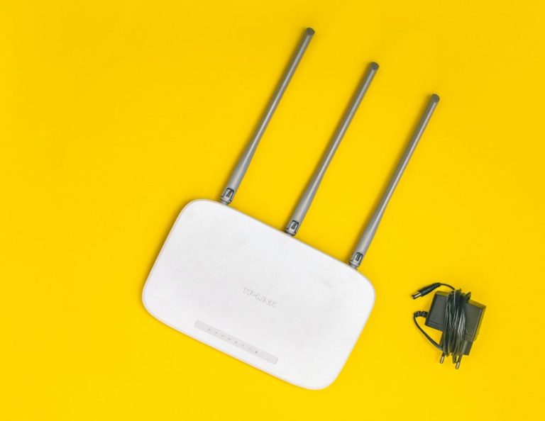 Mañana comenzará el despliegue de fibra óptica en El Carpio