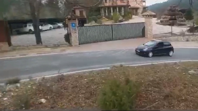 La Guardia Civil investiga a cuatro personas por conducción temeraria