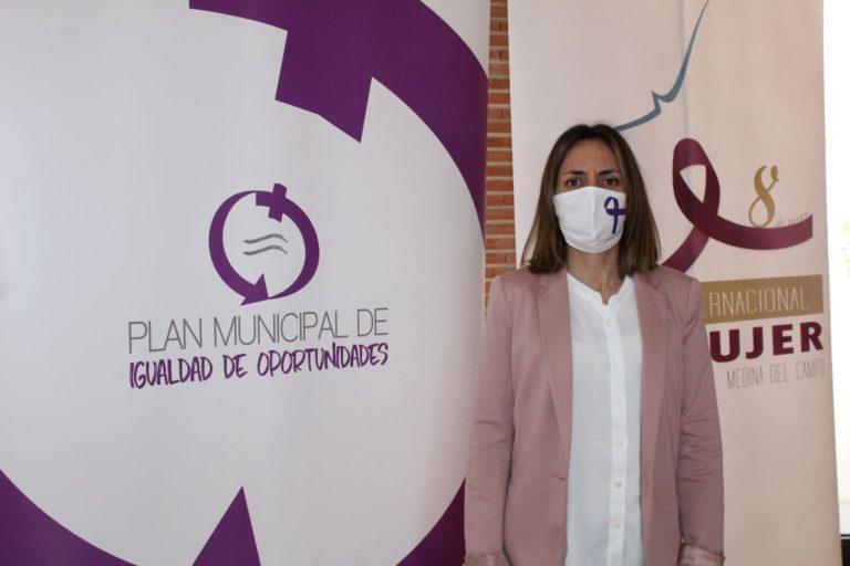 Carolina Gómez: «Educar en igualdad garantizará generaciones más igualitarias. Por eso esta Concejalía abre el camino para sensibilizar en este ámbito»