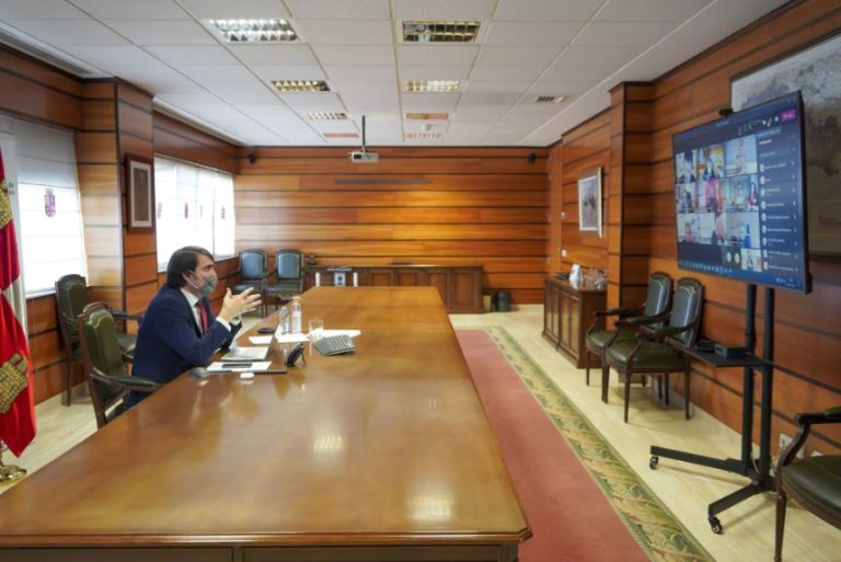 Comunidades autónomas y asociaciones agrarias piden un plan de consenso en la gestión del lobo ibérico