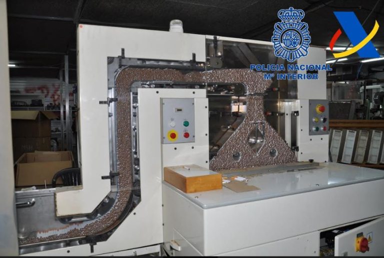 Desmanteladas dos fábricas de tabaco ilegales y nueve detenidos en Valladolid