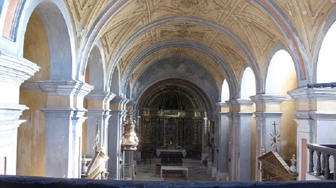 La restauración de la Iglesia de Santa María de La Cuesta de Cuéllar saca a la luz un mural con restos constructivos, pinturas y decoración escultórica de gran valor