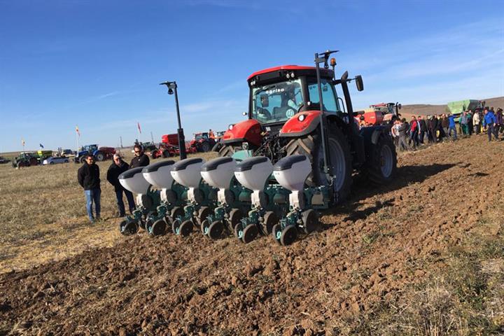 ASAJA insta a reforzar financiación de seguros agrarios ante sequías y subidas de Agroseguro