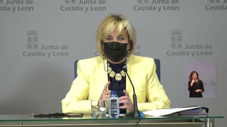 Verónica Casado asegura que las vacunas “son seguras y eficaces”