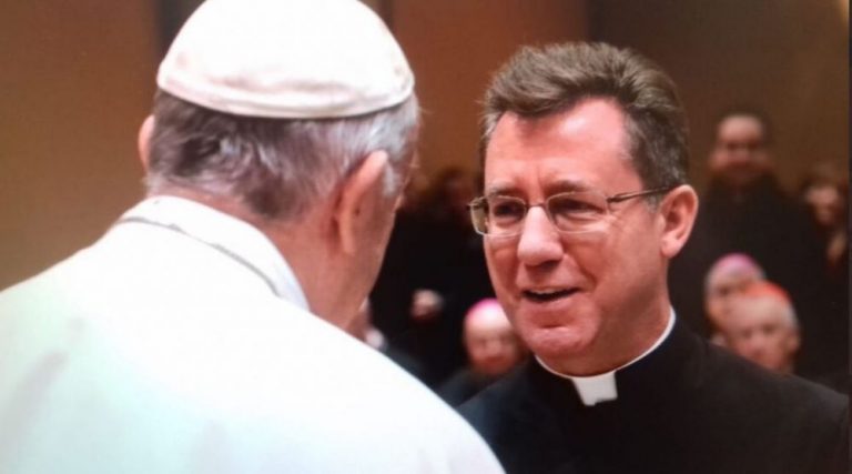El sacerdote, Aurelio García, natural de Pollos, nombrado obispo en Rotdon