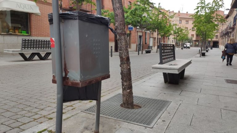 Medina del Campo sigue sin contar con las papeleras prometidas