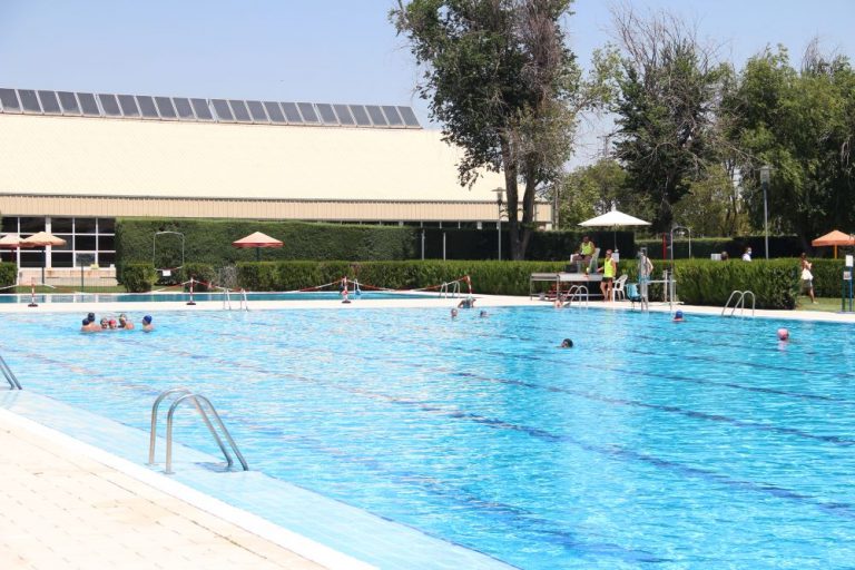Las piscinas de Pablo Cáceres y Obispo Barrientos, epicentro del ocio familiar de esta semana en Medina del Campo