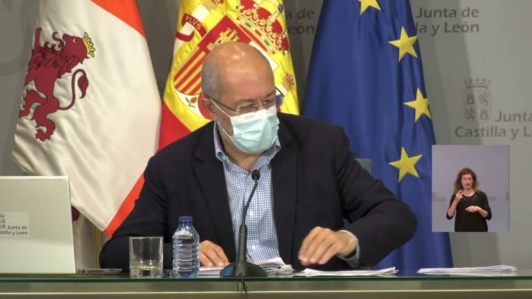 Francisco Igea: Una vez decaiga el toque de queda, se amplía el horario de apertura de la hostelería