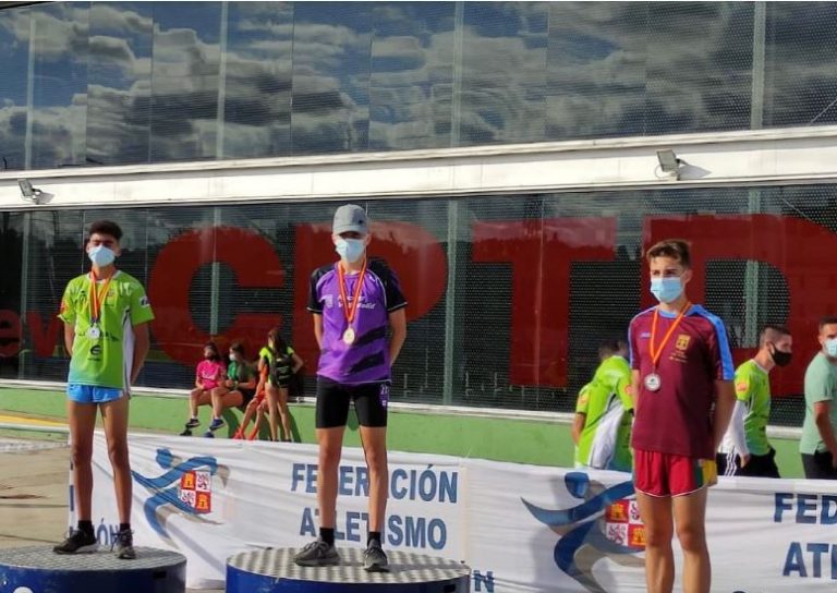 El carpeño Victor Nieto consigue el oro en el regional de atletismo
