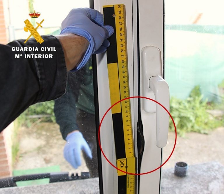 La Guardia Civil detiene a una persona por el robo en una vivienda