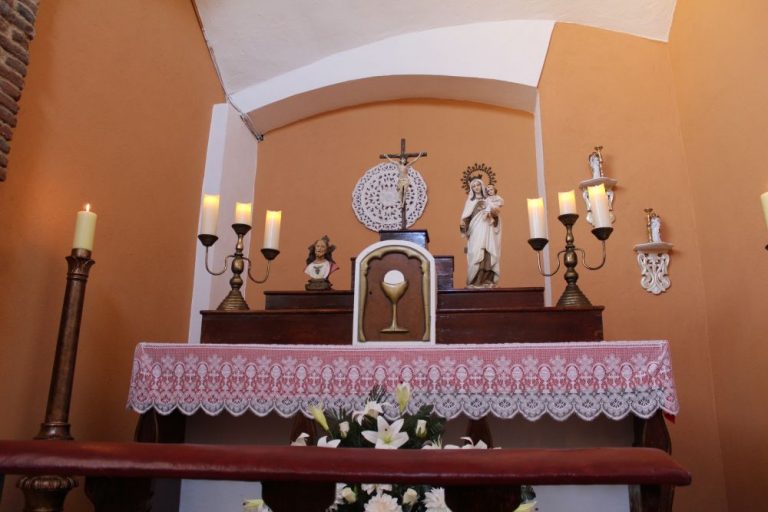 Medina del Campo remodela la capilla de su Plaza de Toros