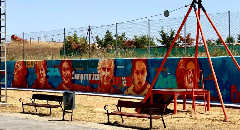 «Castronuño con mirada de mujer», un mural que ensalza los valores de la mujer en la sociedad
