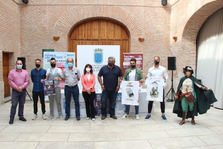 La gastronomía, el recuerdo de lo clásico y la tauromaquia se juntan en la ‘Feria Chica’ de Medina