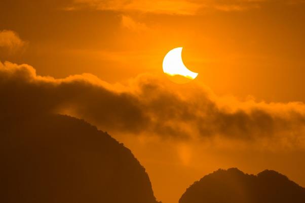 Eclipse solar: cuándo y dónde verlo desde Españaña