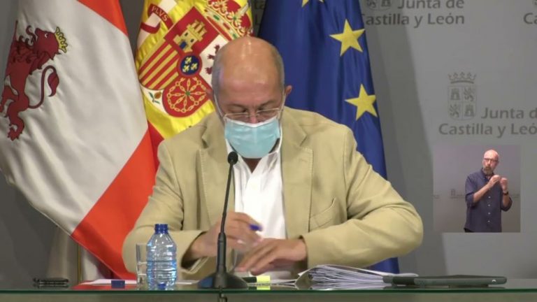 La Junta relaja las medidas y amplía el horario de cierre de hostelería a las 2 de la madrugada