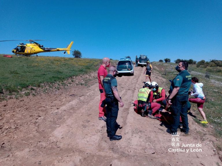 Herido un ciclista tras sufrir una caída en un camino en Cerezo de Arriba (Segovia)