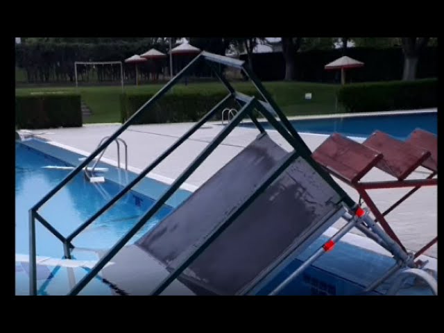 Los vándalos causan daños en las piscinas municipales