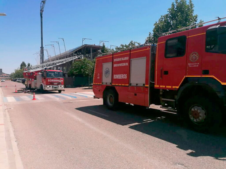 Los Bomberos de la Diputación intervienen en un accidente laboral en Zaratán