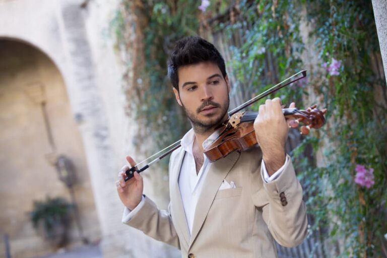 Paco Montalvo: “Es un nuevo camino donde el violín es protagonista, canta, tiene virtuosismo y hace sentir”