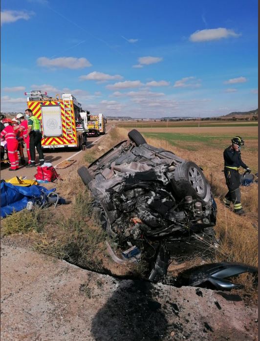 Fallece un varón de 20 años en un accidente en la carretera VA-140