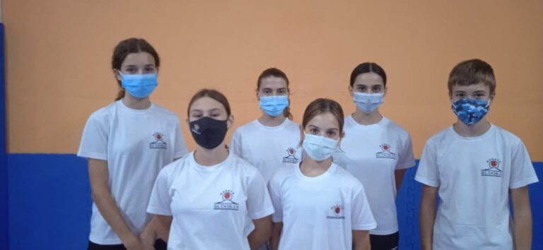 Doce karatecas del Budokán participan en las concentraciones de la Federación de Castilla y León