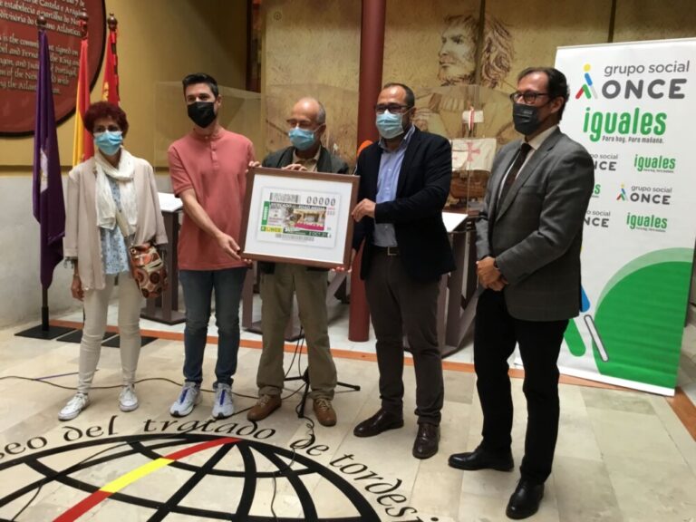 El cupón de la ONCE difunde el Mercado de la Edad Media de  Tordesillas