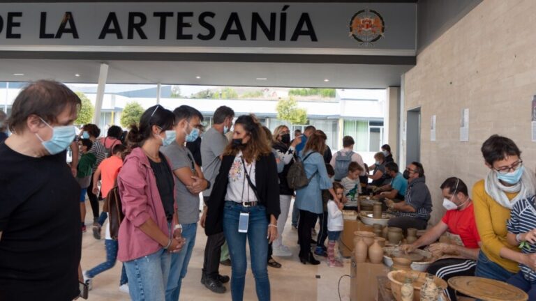 El IV Encuentro de Alfareros de Portillo recibe más de 1.100 participantes
