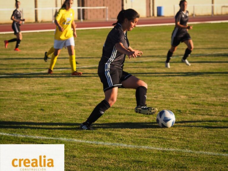 El Fútbol Femenino Crealia de Medina se da un festín ante el San Pío X ‘B’