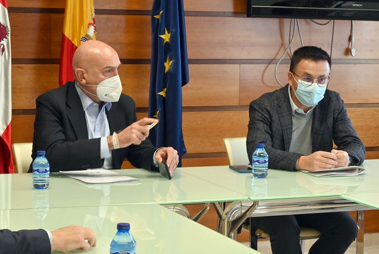 Castilla y León y Galicia intercambian experiencias para facilitar a los ganaderos del sector lácteo herramientas que optimicen los resultados económicos de sus explotaciones