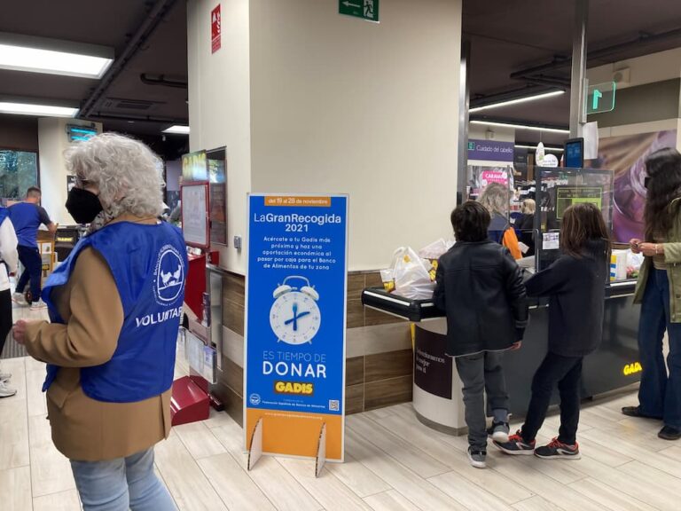 Los clientes de Gadis aportan más de 200.000 euros a ‘La Gran Recogida’